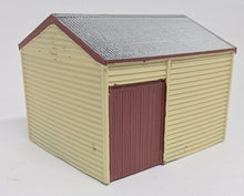 Load image into Gallery viewer, HO Victorian Railways 15x12 Van Shed kit
