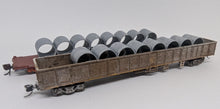 Load image into Gallery viewer, Pipe Loads - N scale paint and place twin pack.